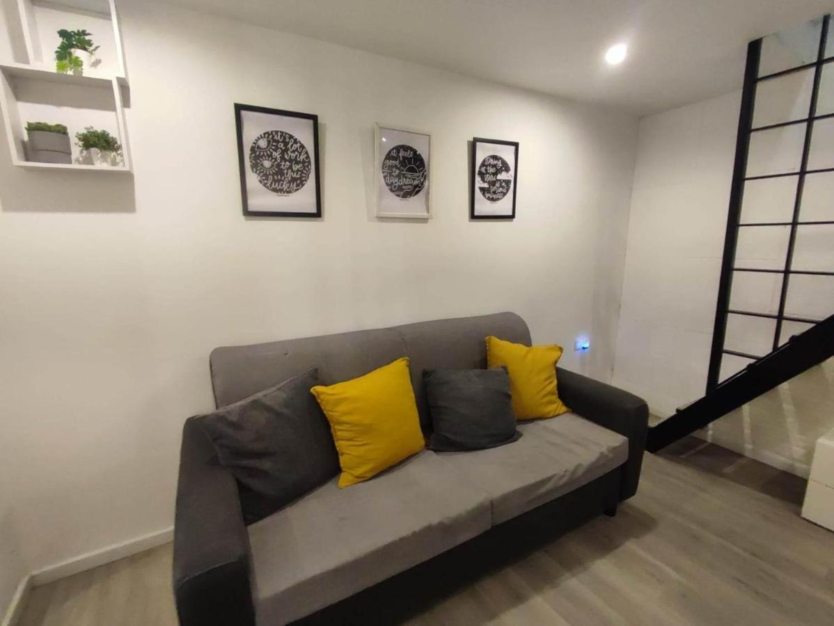 Rainbow House Villa Catania Bagian luar foto