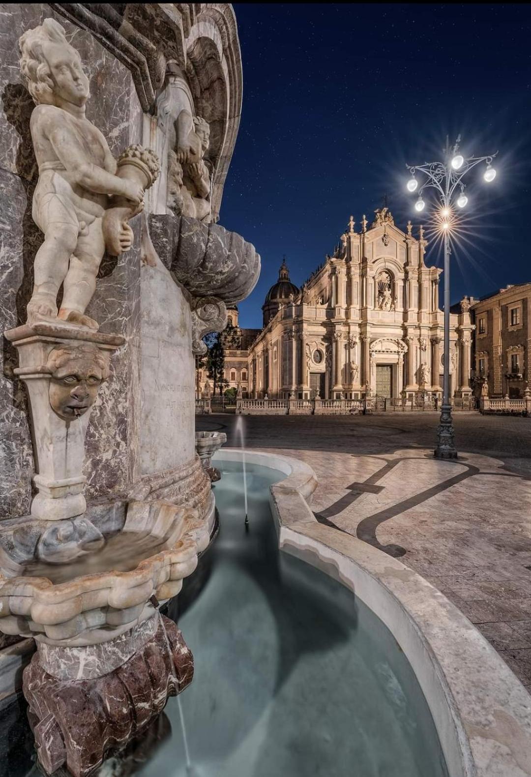 Rainbow House Villa Catania Bagian luar foto